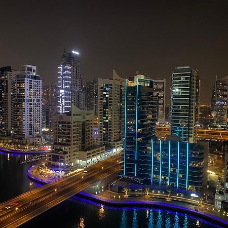Appartamento Walk To The Beach Or Enjoy The Amazing View From The Balcony Dubai Esterno foto