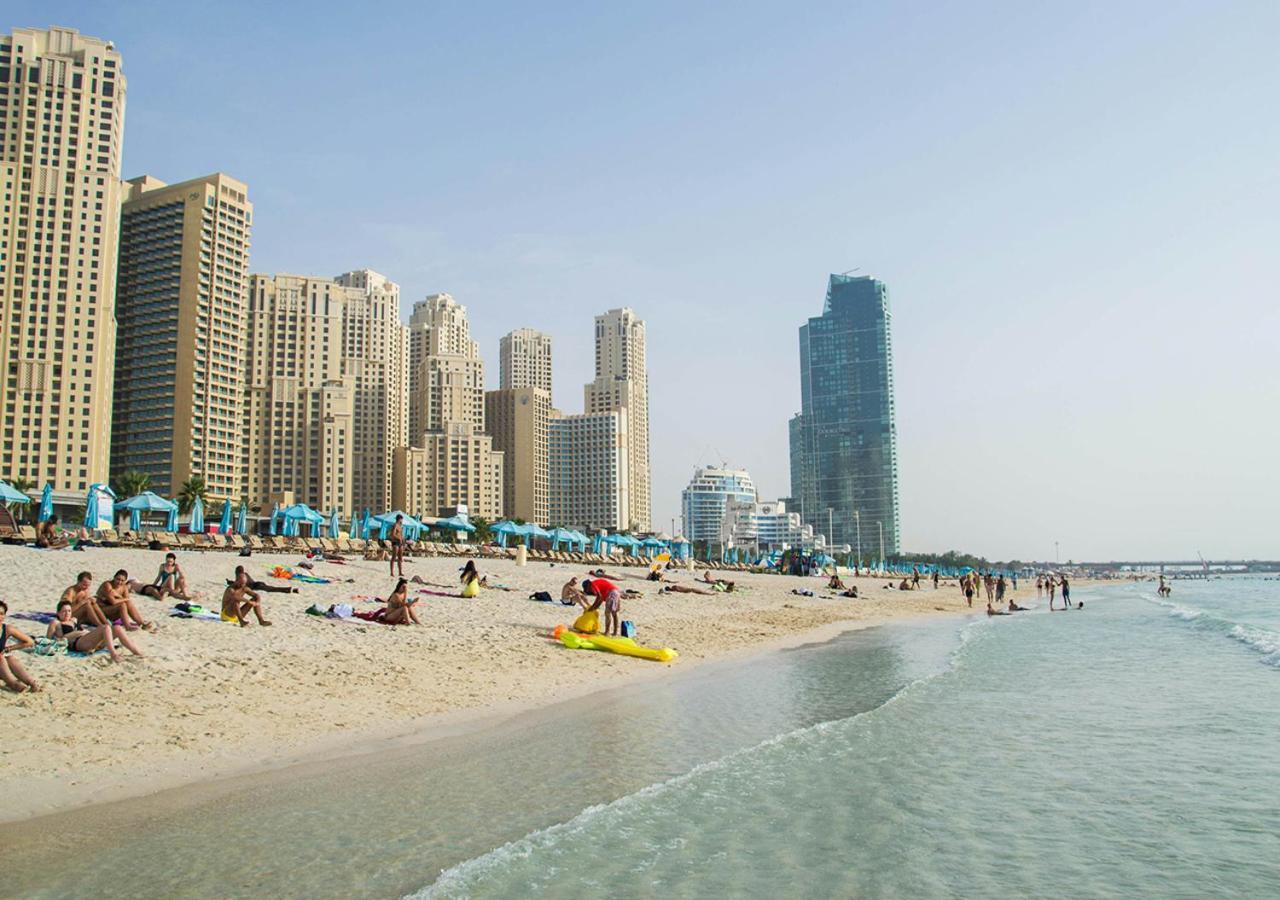 Appartamento Walk To The Beach Or Enjoy The Amazing View From The Balcony Dubai Esterno foto